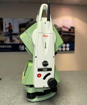 Sale-Leica-TS02-7-Total-Station